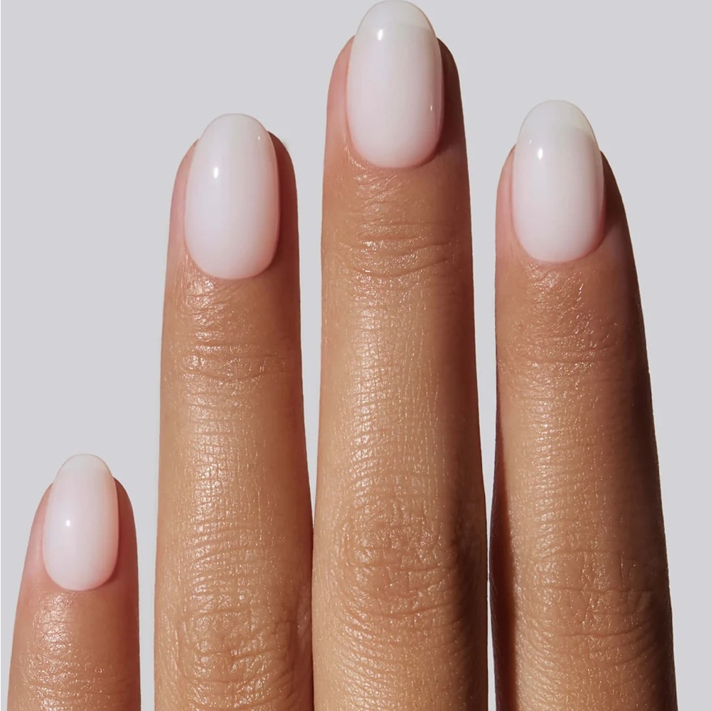 Celebritips Sheer White Press-On Nails Extra Short Almond